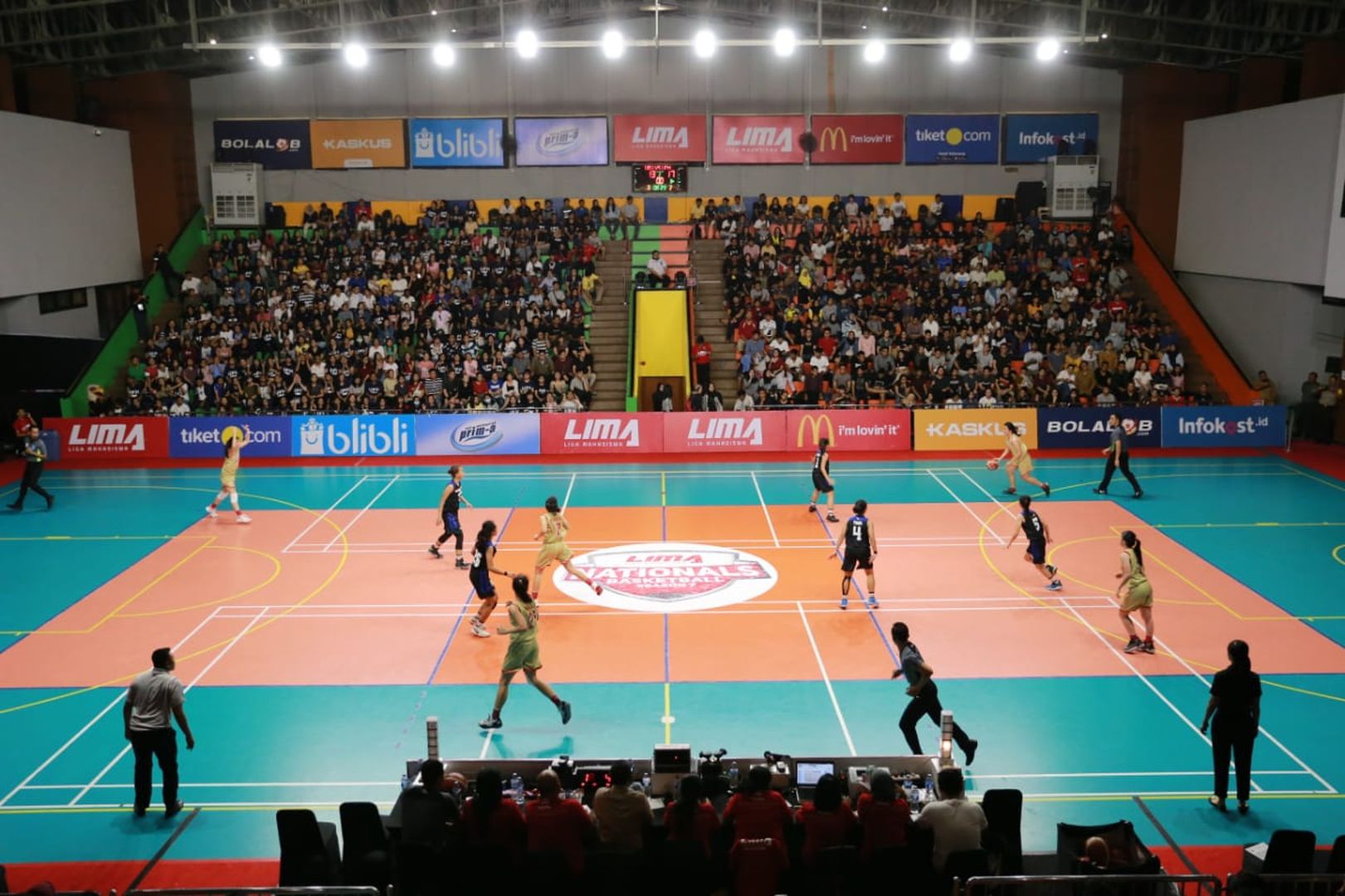 Kalahkan UPH, Tim Basket Putra ITHB Juara LIMA Basketball Final National