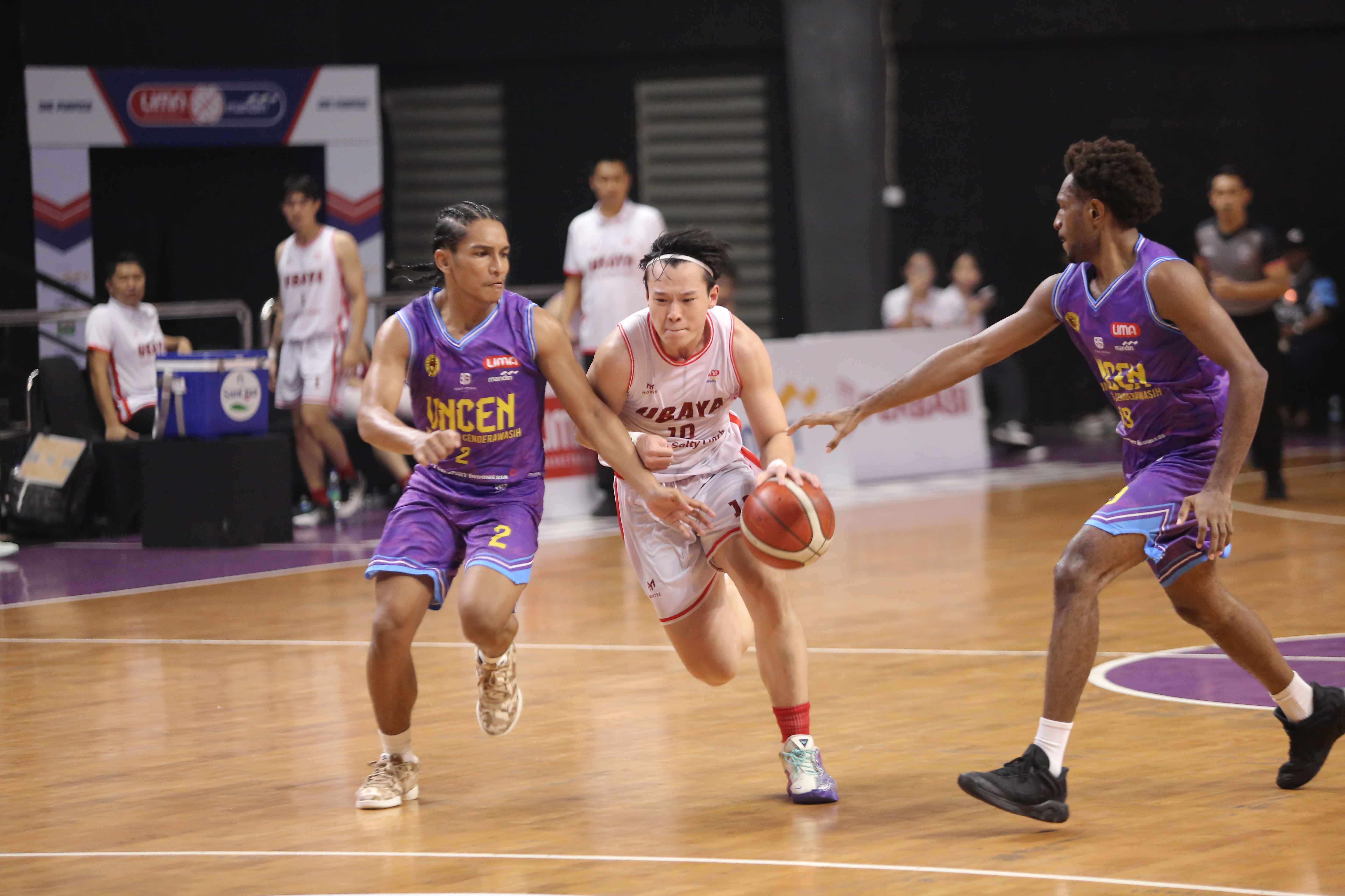 Ubaya Kawin Gelar di Kandang Sendiri, Taklukkan Lawan dari Luar Jawa